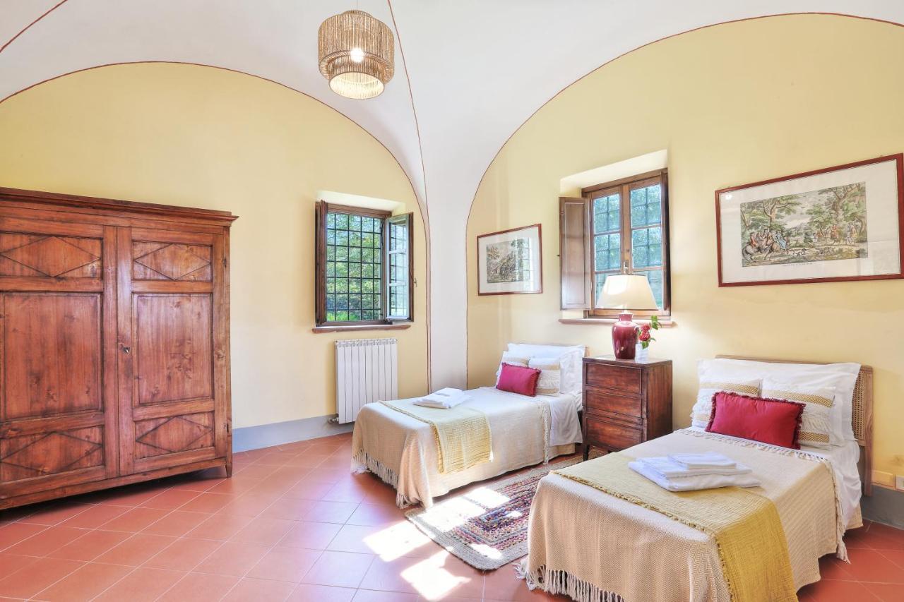 Agriturismo Villa Rosselmini Calci Buitenkant foto